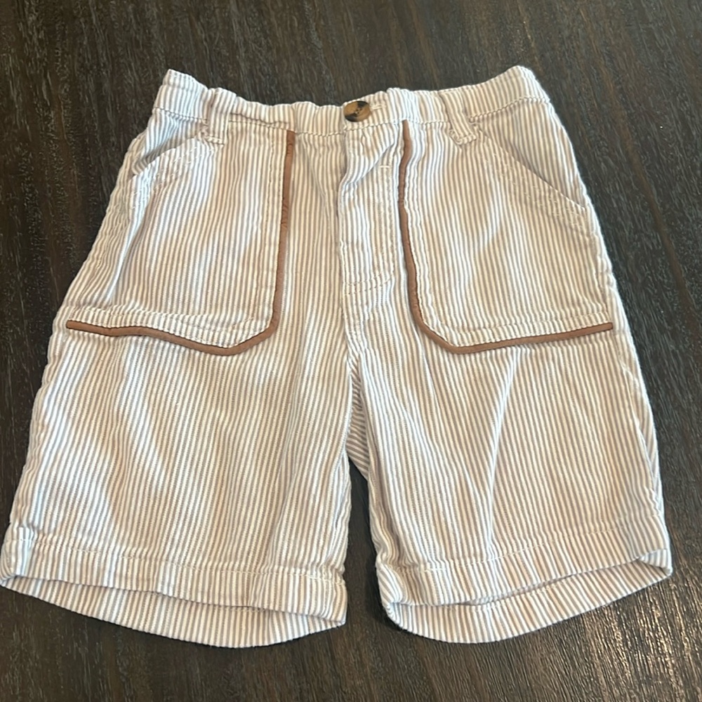 Wendy Bellisaimo Little boys 24 months shorts White & Grey